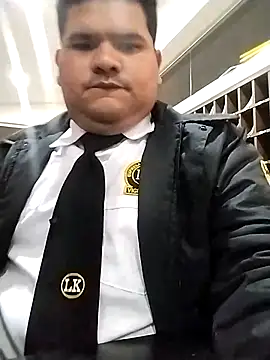 Snapshot of oscarshow24 chatting on March 10, 2025, 5:00 am oscarshow24 online show from March 10, 2025, 5:00 am