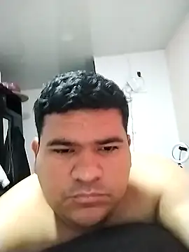 Snapshot of oscarshow24 chatting on March 4, 2025, 11:51 am oscarshow24 online show from March 4, 2025, 11:51 am