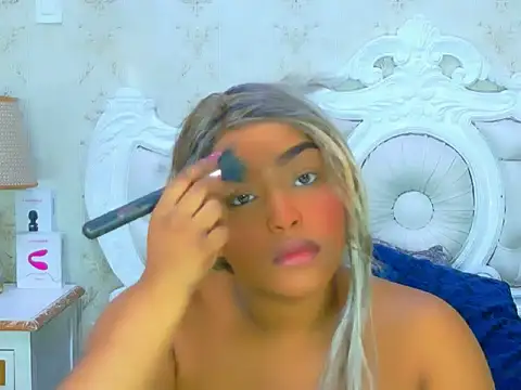 Snapshot of TianahGlow chatting on March 14, 2026, 8:48 pm TianahGlow online show from March 14, 2026, 8:48 pm