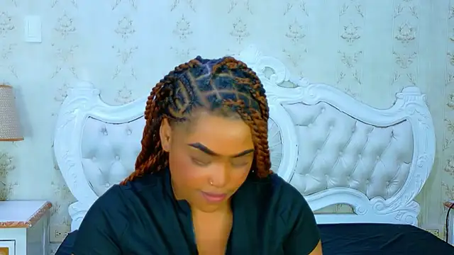 Snapshot of TianahGlow chatting on March 11, 2026, 9:31 pm TianahGlow online show from March 11, 2026, 9:31 pm