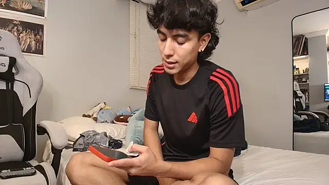 salvatore montt online show from December 23, 2025, 12:43 am