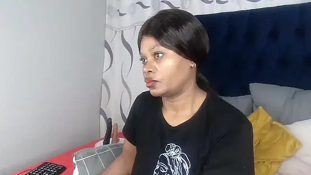 Snapshot of BigbootyliciousXXX chatting on May 13, 2026, 1:01 am BigbootyliciousXXX online show from May 13, 2026, 1:01 am