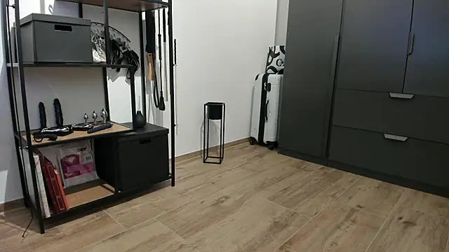 molicaremolicare online show from March 7, 2026, 6:13 pm