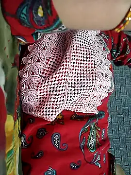 Snapshot of lovely----bhabhi chatting on February 11, 2026, 1:44 pm lovely----bhabhi online show from February 11, 2026, 1:44 pm