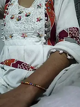 Snapshot of lovely----bhabhi chatting on February 11, 2026, 1:27 am lovely----bhabhi online show from February 11, 2026, 1:27 am