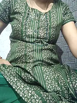 Snapshot of lovely----bhabhi chatting on February 9, 2026, 6:39 pm lovely----bhabhi online show from February 9, 2026, 6:39 pm