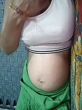 Snapshot of lovely----bhabhi chatting on March 1, 2026, 4:29 pm lovely----bhabhi online show from March 1, 2026, 4:29 pm