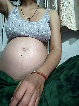 Snapshot of lovely----bhabhi chatting on March 14, 2026, 11:22 pm lovely----bhabhi online show from March 14, 2026, 11:22 pm