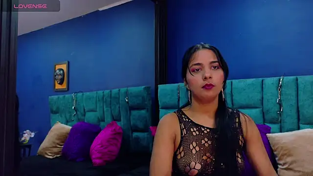 Snapshot of MariamLaraa chatting on March 1, 2025, 2:23 pm MariamLaraa online show from March 1, 2025, 2:23 pm