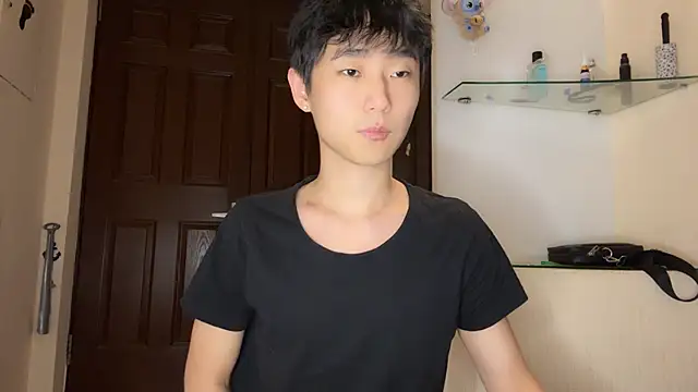 Snapshot of Brian_Stars chatting on December 15, 2025, 9:26 am Brian Stars online show from December 15, 2025, 9:26 am