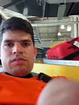 Snapshot of lancebrek chatting on March 16, 2025, 9:47 pm lancebrek online show from March 16, 2025, 9:47 pm