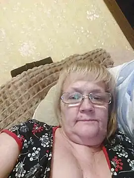 Snapshot of Violet5364 chatting on March 17, 2026, 9:51 pm Violet5364 online show from March 17, 2026, 9:51 pm