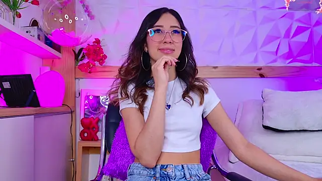 Snapshot of Sopphiaa_Payton chatting on July 31, 2026, 12:59 pm Sopphiaa Payton online show from July 31, 2026, 12:59 pm