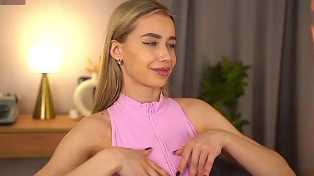 Snapshot of _Spring_Day_ chatting on March 19, 2026, 8:14 am Spring Day online show from March 19, 2026, 8:14 am