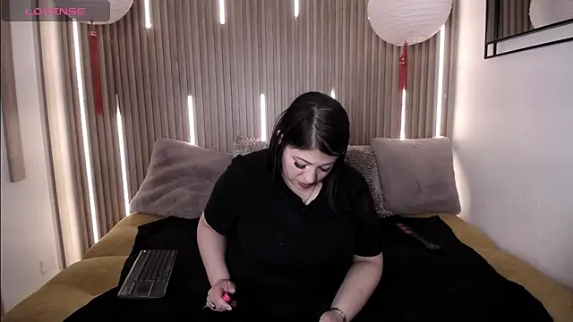 Stefy Harris online show from June 12, 2026, 3:26 am