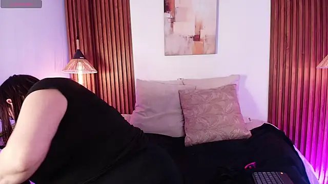 Stefy Harris online show from June 20, 2026, 3:33 am
