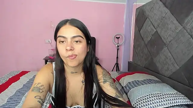 Snapshot of Malutedd chatting on September 10, 2025, 7:57 pm Malutedd online show from September 10, 2025, 7:57 pm