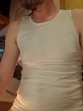 Snapshot of Brotherhmf1980 chatting on February 13, 2026, 12:38 pm Brotherhmf1980 online show from February 13, 2026, 12:38 pm