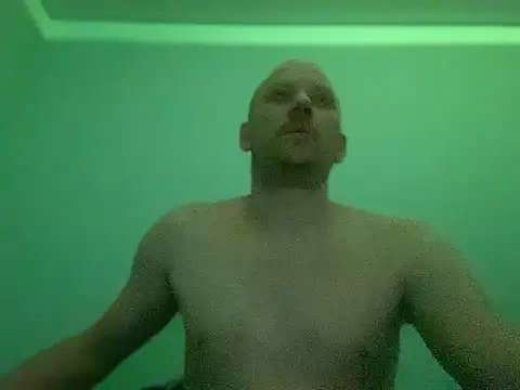 Krzysiekg123 online show from February 25, 2025, 6:01 pm