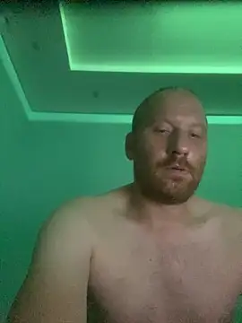 Krzysiekg123 online show from October 17, 2025, 10:22 pm