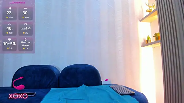 Naomii Viper online show from July 24, 2026, 11:17 am