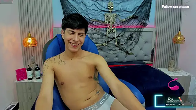 Snapshot of Estiv18_ chatting on October 30, 2025, 6:34 am Estiv18 online show from October 30, 2025, 6:34 am