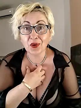 Snapshot of Pumabionda chatting on July 11, 2026, 10:32 pm Pumabionda online show from July 11, 2026, 10:32 pm