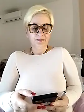 Pumabionda online show from March 12, 2026, 12:09 pm