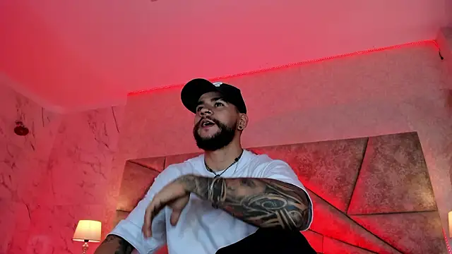 DickGriffith  online show from February 10, 2026, 12:53 am