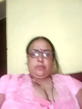 Snapshot of Kiyara8 chatting on March 1, 2025, 4:22 pm Kiyara8 online show from March 1, 2025, 4:22 pm