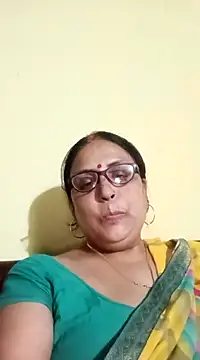 Snapshot of Kiyara8 chatting on March 19, 2025, 4:55 pm Kiyara8 online show from March 19, 2025, 4:55 pm