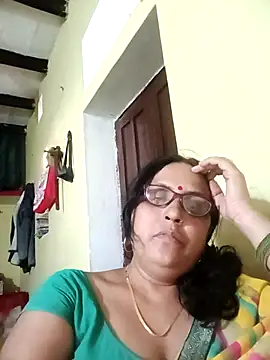 Snapshot of Kiyara8 chatting on March 21, 2025, 11:44 am Kiyara8 online show from March 21, 2025, 11:44 am