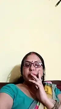 Snapshot of Kiyara8 chatting on March 18, 2025, 8:17 am Kiyara8 online show from March 18, 2025, 8:17 am