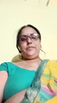 Snapshot of Kiyara8 chatting on March 21, 2025, 4:07 pm Kiyara8 online show from March 21, 2025, 4:07 pm