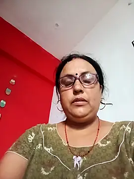 Snapshot of Kiyara8 chatting on September 12, 2025, 3:17 am Kiyara8 online show from September 12, 2025, 3:17 am