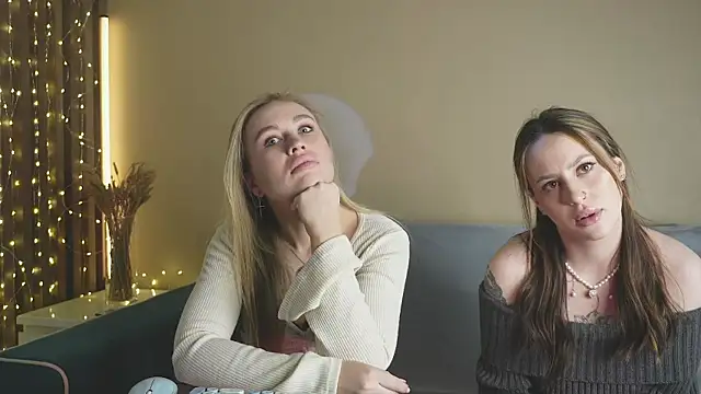girlstirp online show from March 20, 2025, 9:04 am