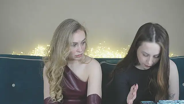 girlstirp online show from February 27, 2025, 6:46 am