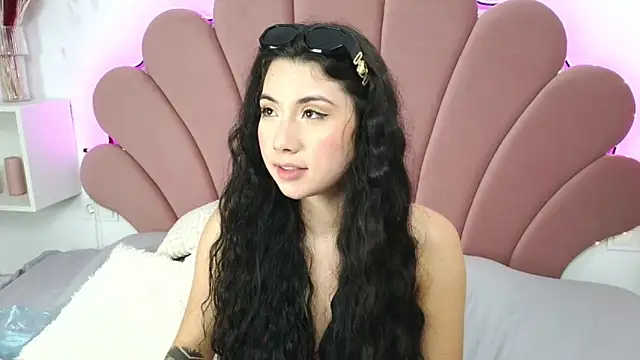 Snapshot of ScarlletRays chatting on February 25, 2025, 6:55 pm ScarlletRays online show from February 25, 2025, 6:55 pm