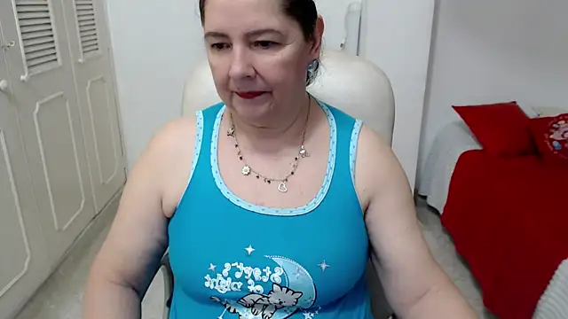 leonela 69 online show from June 25, 2026, 11:21 pm