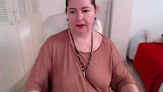 leonela 69 online show from June 27, 2026, 12:22 pm