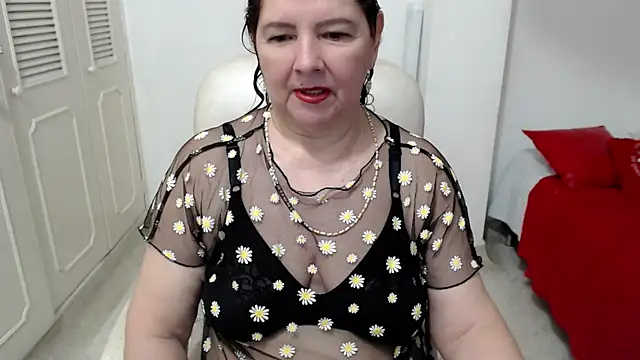 Snapshot of leonela_69 chatting on June 11, 2026, 11:24 pm leonela 69 online show from June 11, 2026, 11:24 pm