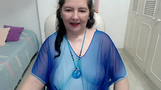 leonela 69 online show from July 21, 2026, 2:36 am