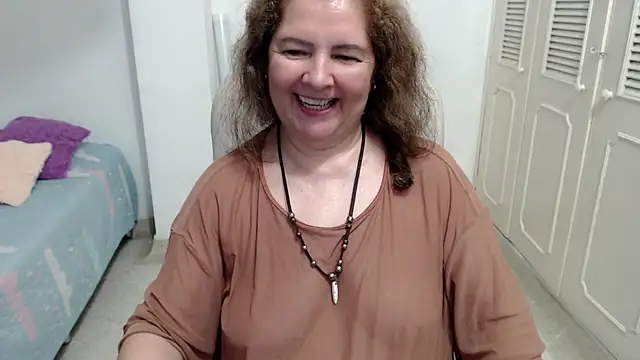 leonela 69 online show from July 29, 2026, 10:25 am