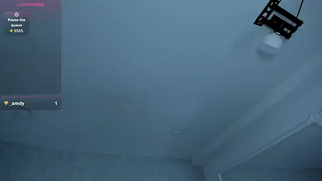 Snapshot of EmiliaRose_ chatting on April 25, 2026, 9:34 pm EmiliaRose online show from April 25, 2026, 9:34 pm