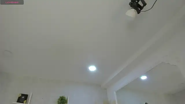 Snapshot of EmiliaRose_ chatting on March 30, 2026, 8:54 pm EmiliaRose online show from March 30, 2026, 8:54 pm