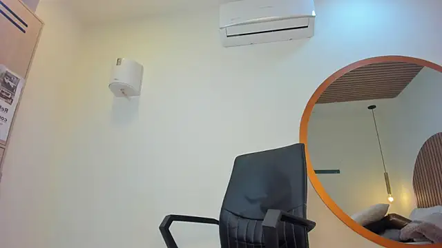 Snapshot of KenyaCopper chatting on March 23, 2025, 5:43 am KenyaCopper online show from March 23, 2025, 5:43 am