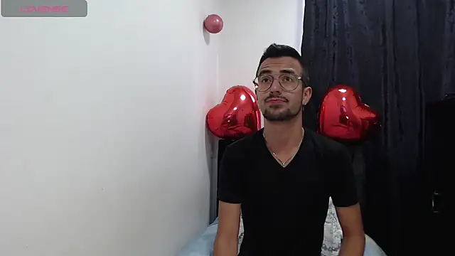 Demian val online show from February 14, 2025, 10:04 pm