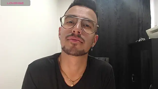 Demian val online show from February 27, 2025, 10:53 pm