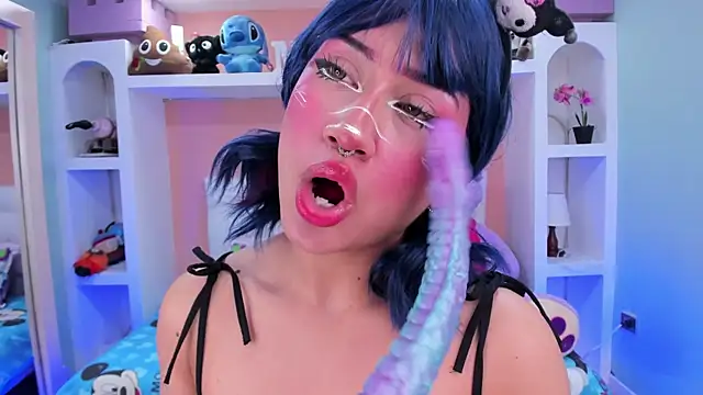 Snapshot of miss___megan chatting on October 22, 2025, 6:07 pm miss megan online show from October 22, 2025, 6:07 pm