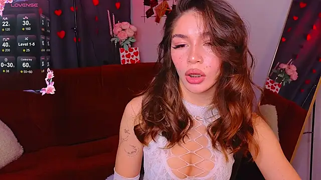 Caroline  Brown online show from February 19, 2025, 1:29 am